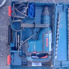 Rh850vs Bosch Sds-max Rotary Hammerdrill With Extra Bits And Attachments