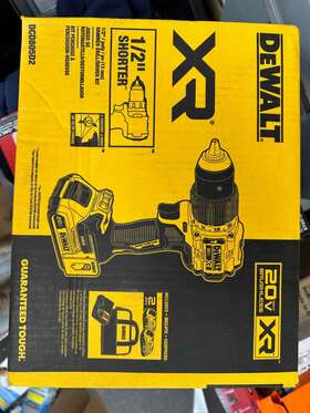 Dcd805d2 Dewalt 20v Max Xr Li-ion 1/2 Inch Hammer Drill Driver Kit With 2 Ah New