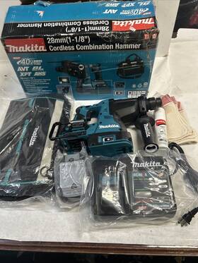 Bagc220 Makita Grh01z 40v Max Xgt 1-1/8 Inch Rotary Hammer Dx12 Dust Extractor And