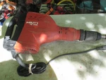 Hilti TE706 Heavy Duty Demolition Hammer Bit, No Handle, Case, Works Great. Fixed Price $580.96.