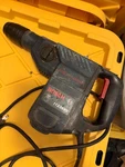 Bosch Sds-plus 1-1/8" 7.5 Amp Rotary Hammer (11236VS) Tested. Fixed Price $110.00.