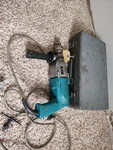 Makita 8419B-2 Speed 19MM Hammer Drill W/chuck Key Metal Case. Fixed Price $25.00.