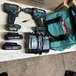 Makita Cordless 18V Impact & Drill Combo XFD10 XDT11 Bag, Batteries/charger. Fixed Price $110.00.