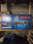New Bosch 11255VSR 1" Sds-plus Handle Bulldog Xtreme Rotary Hammer In Box. Fixed Price $220.00.